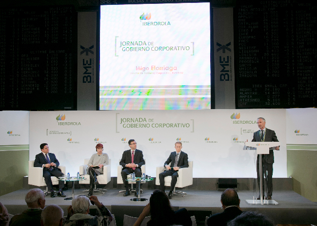 Foto Iberdrola analiza en la Bolsa de Madrid los efectos de la involucración de los accionistas en las sociedades cotizadas.